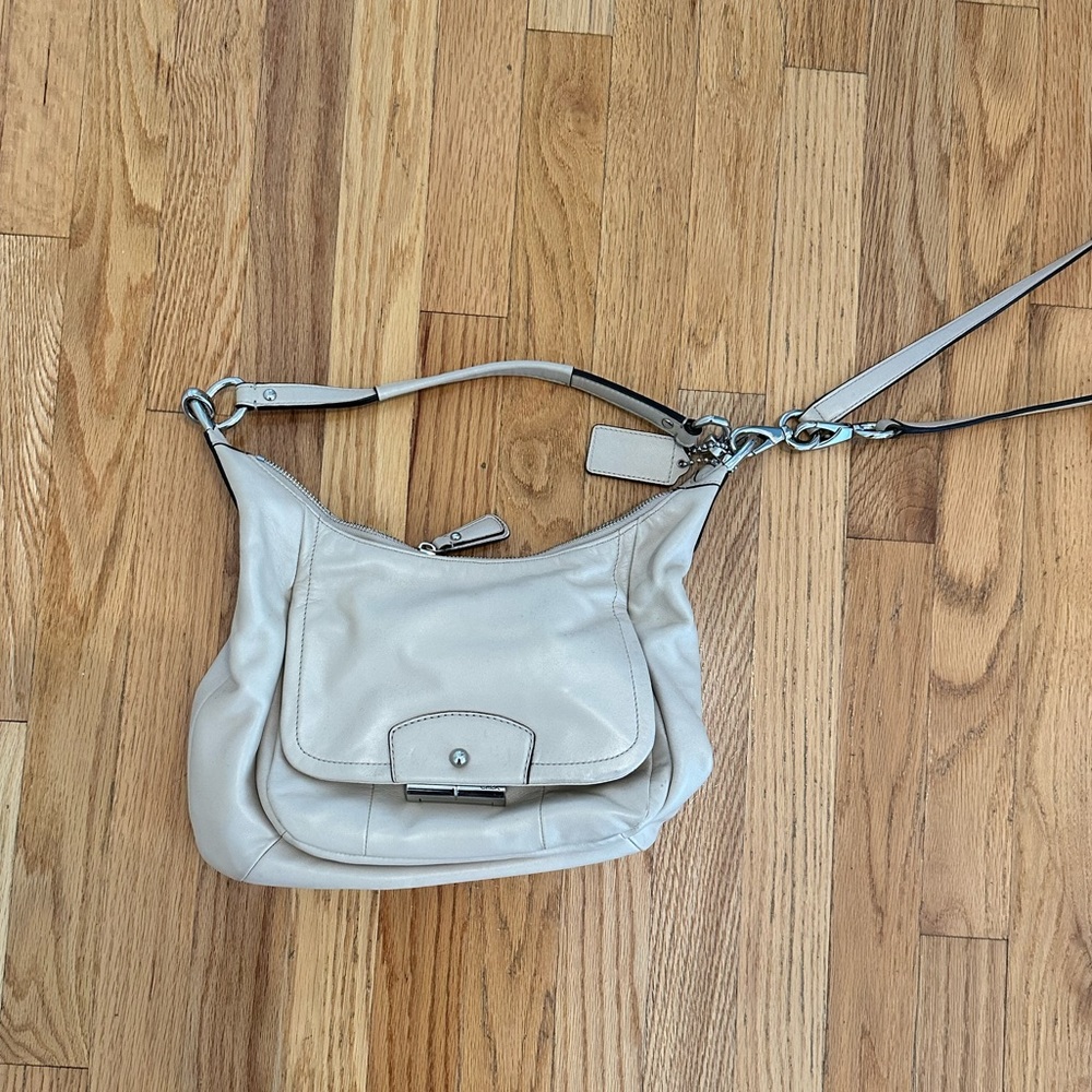 Coach purse 👛